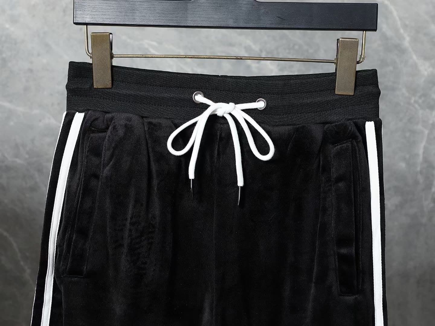 $67.50 GUCCI ZT10700 gallery