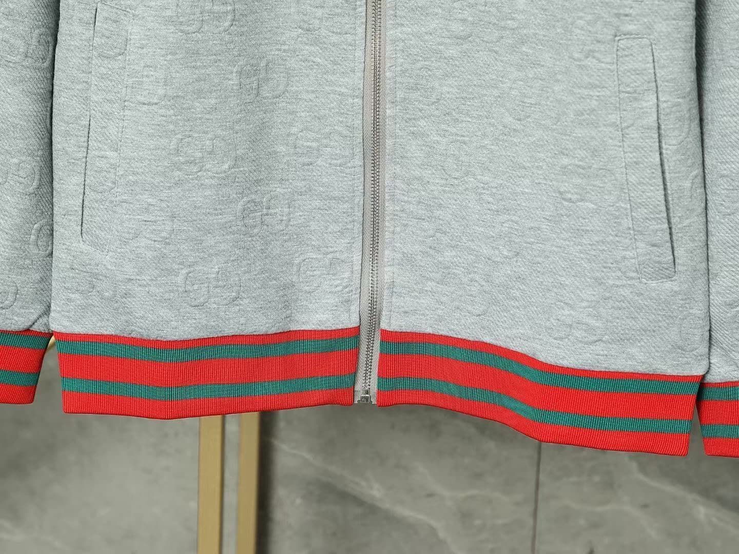 $67.50 GUCCI ZT10700 gallery