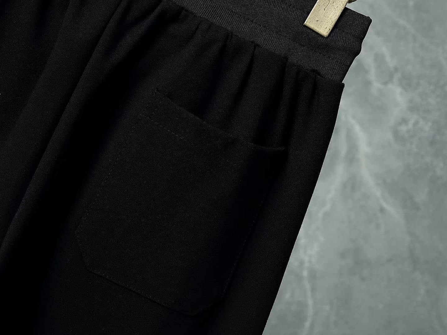 $67.50 GUCCI ZT10700 gallery