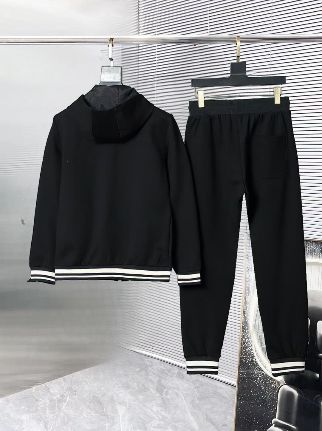 $67.50 GUCCI ZT10700 gallery