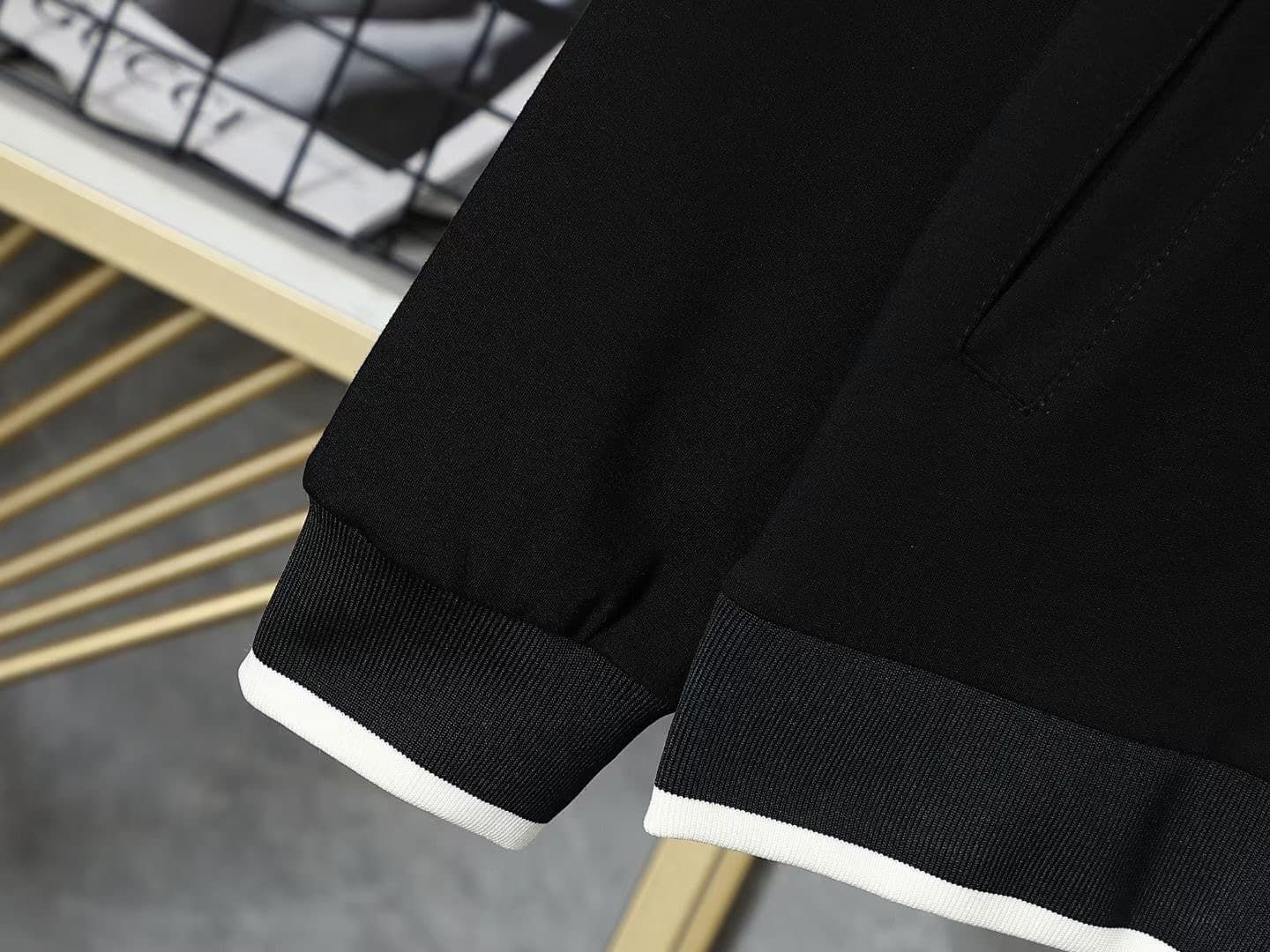 $67.50 PRADA ZT10703 gallery