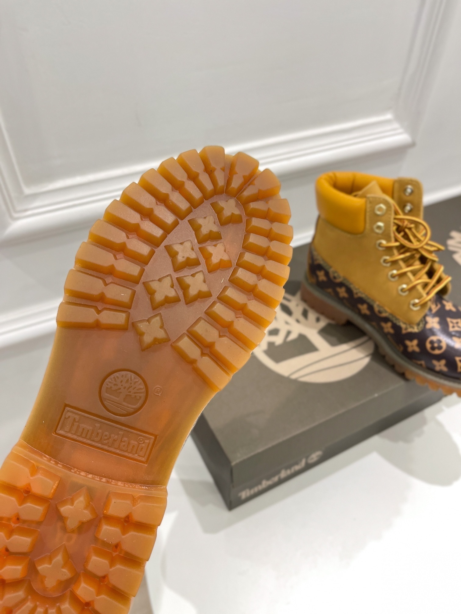 $71.25 Timberland ZT10724 gallery