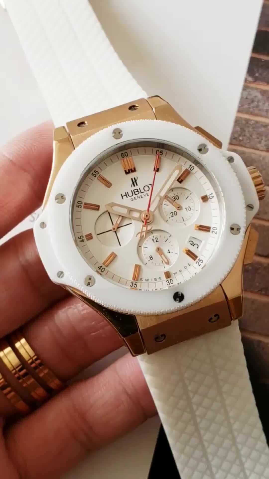 $80.36 HUBLOT ZT9522 gallery