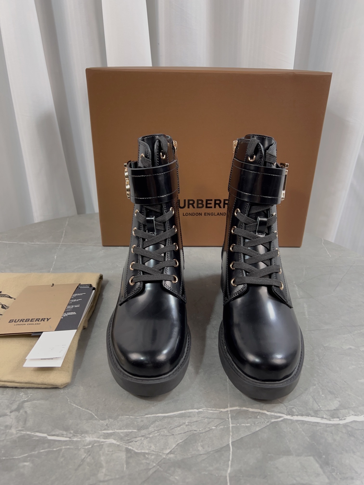 $90.00 Burberry ZT10725 gallery