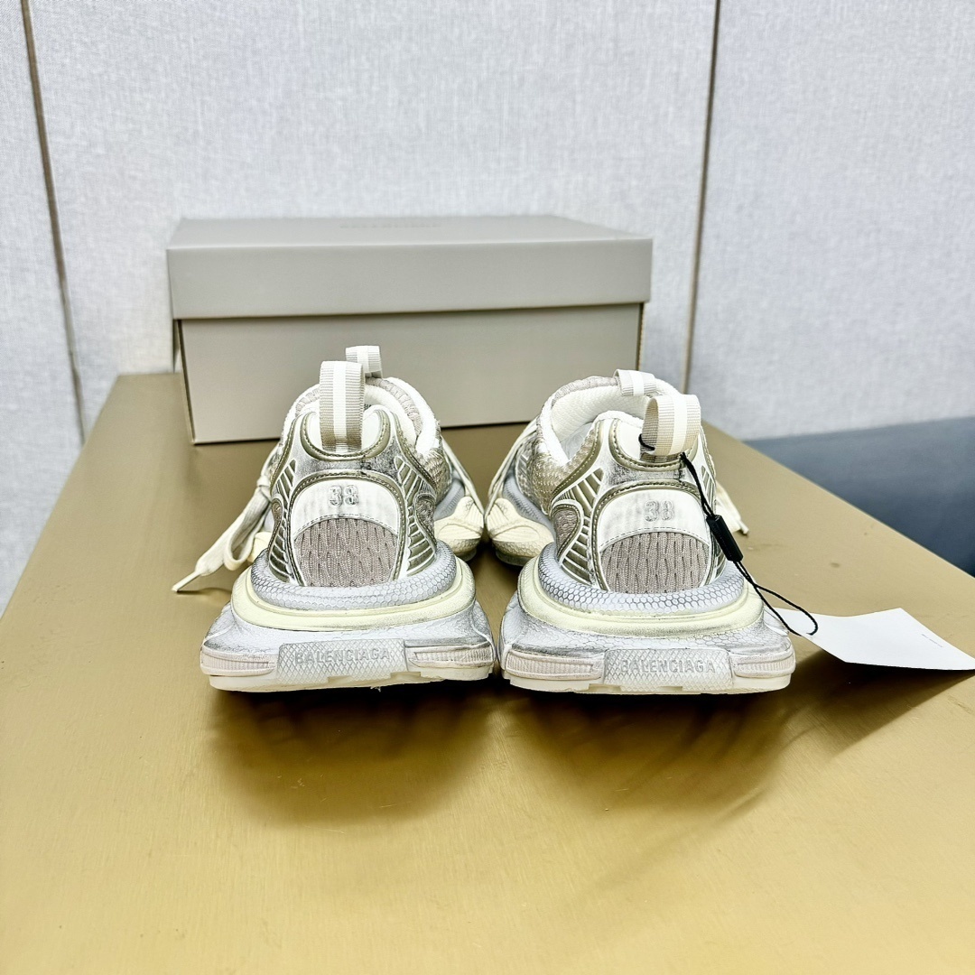 $94.50 Balenciaga ZT9175 gallery