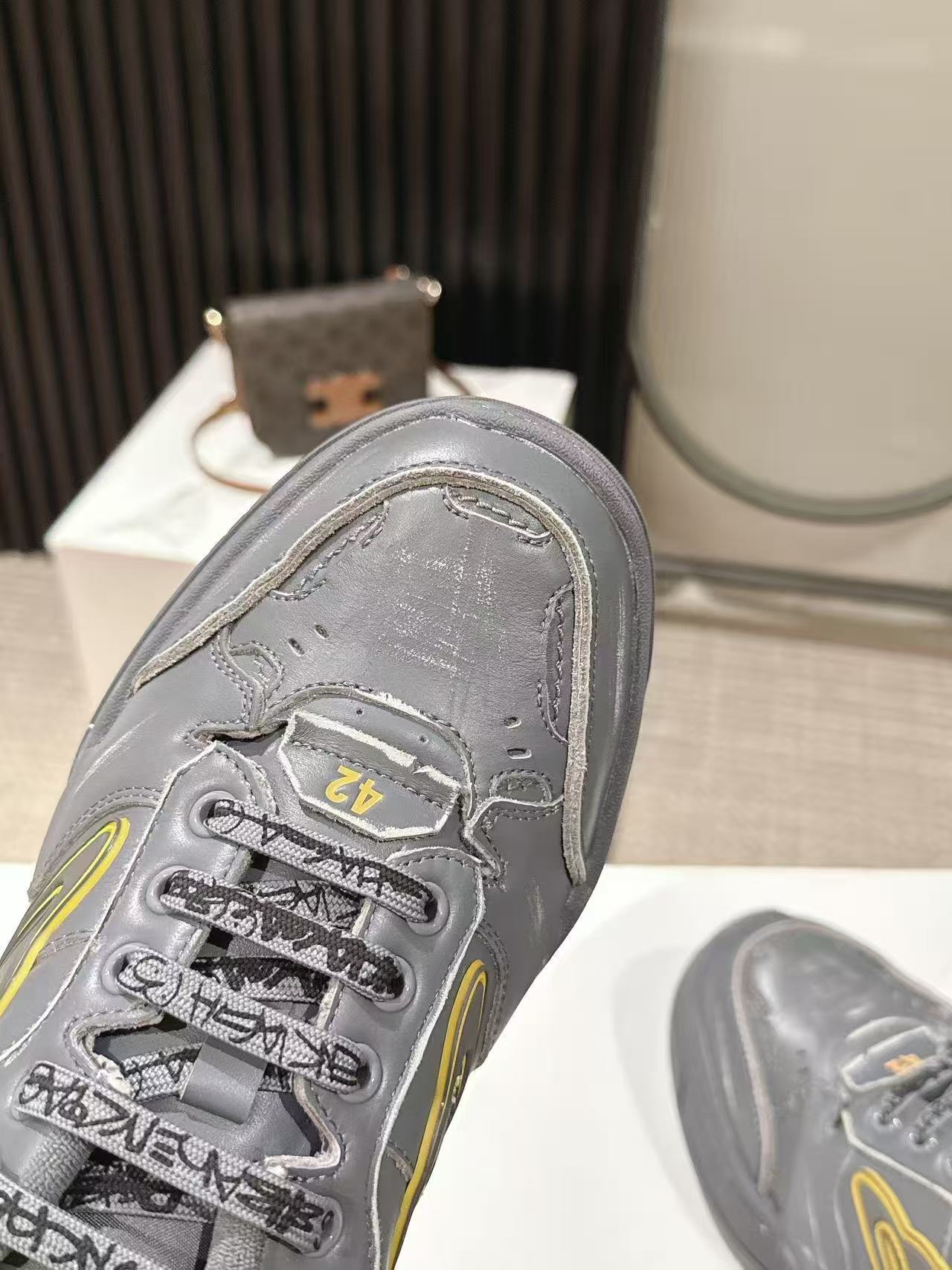 $99.75 Balenciaga ZT9173 gallery