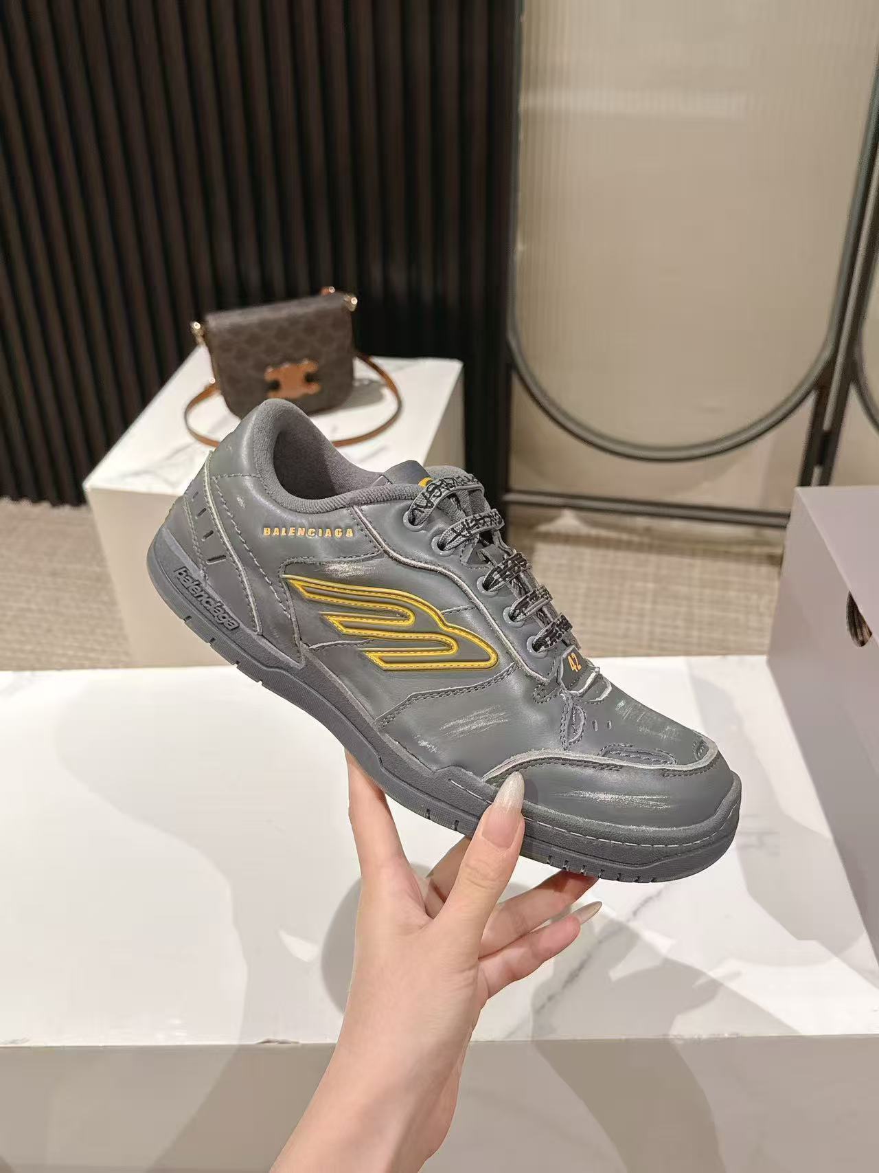 $99.75 Balenciaga ZT9173 gallery