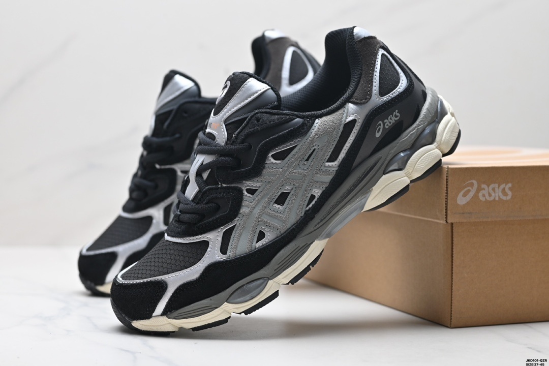 ASSICS HE4389 $42.86 gallery