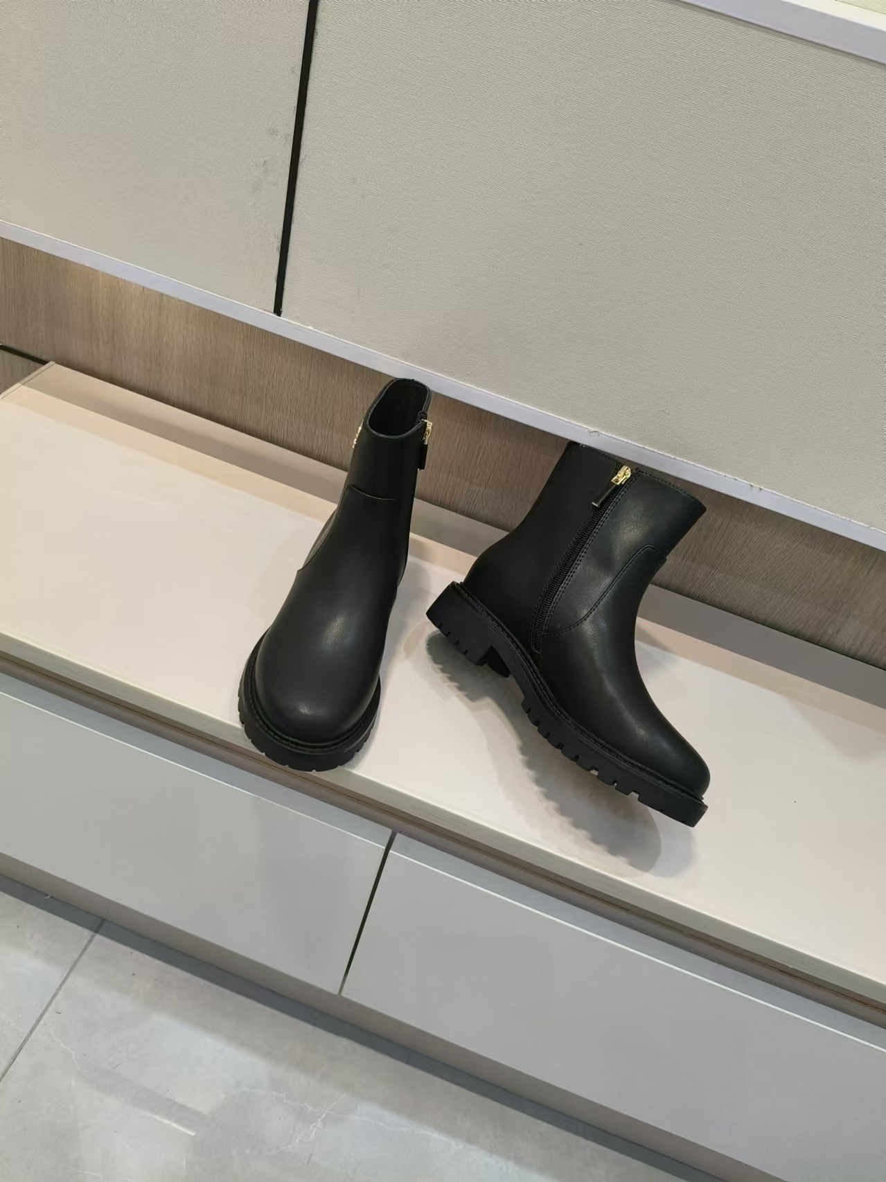 DIOR  $99.75 ZT9268 gallery