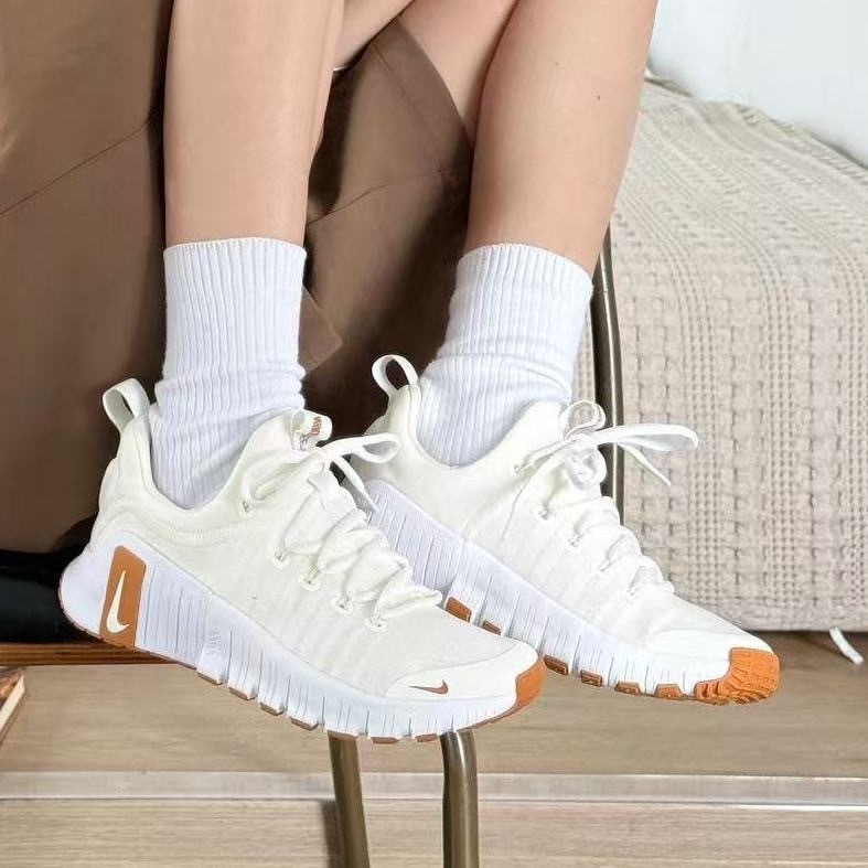 NIKE HE7100 $42.74 gallery