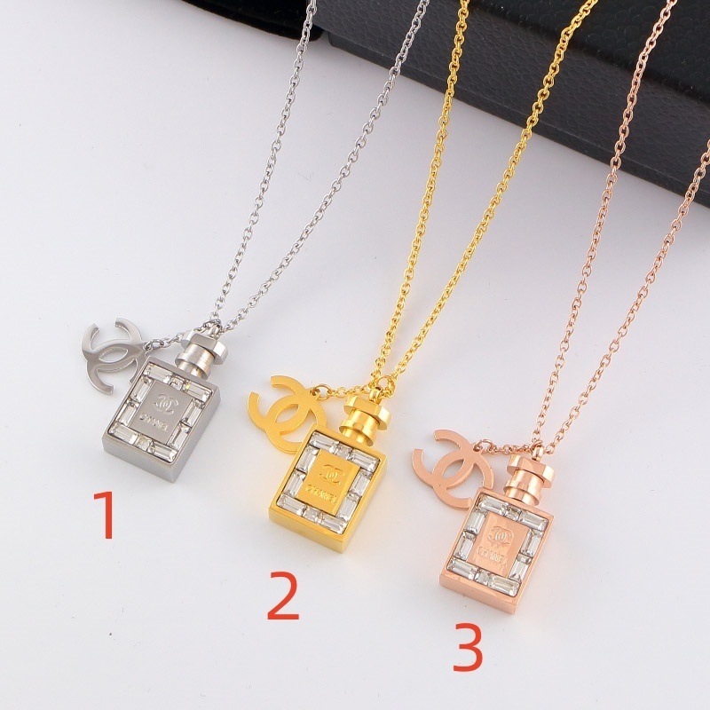 $14.26 HE7542 Chanel gallery