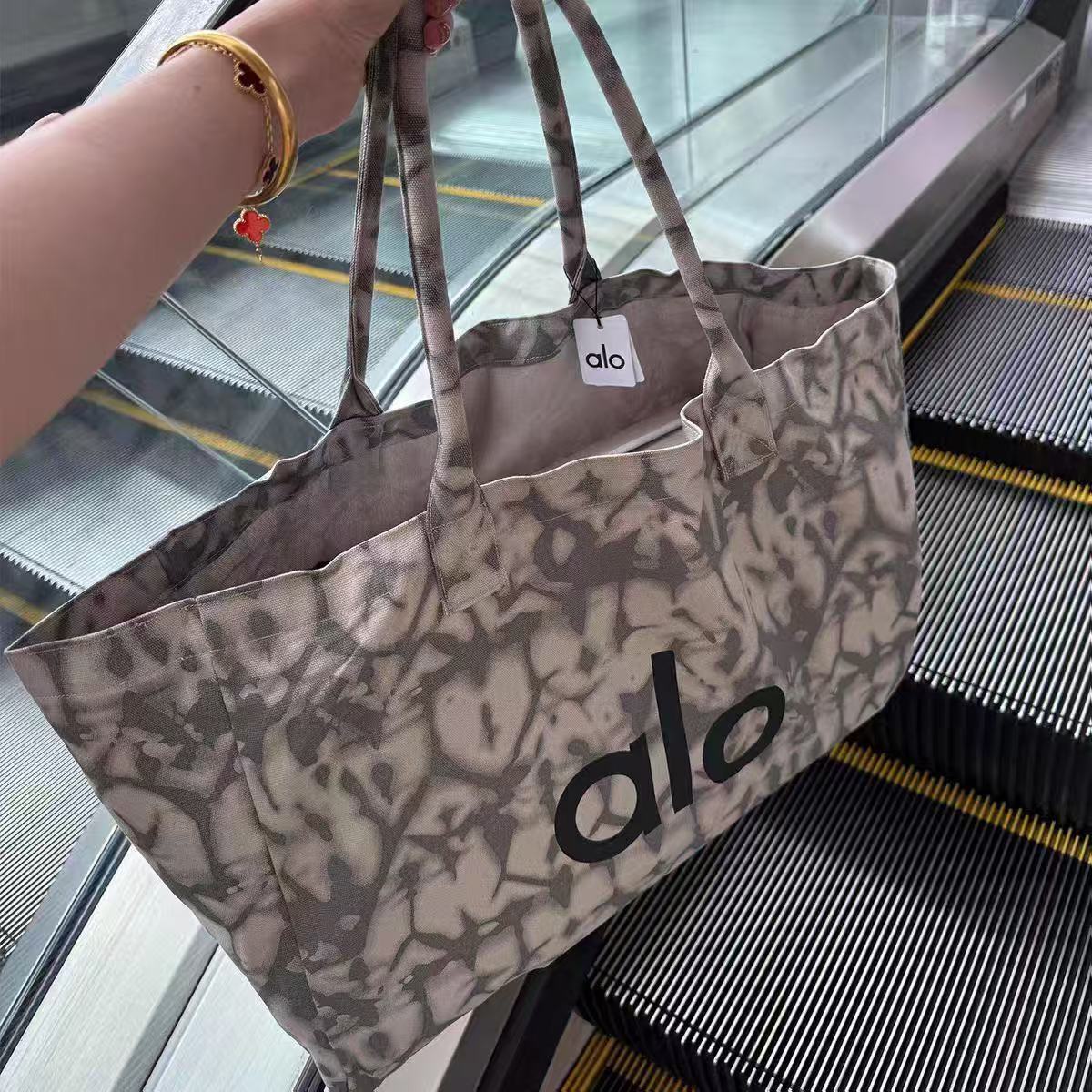 $16.67 ALO ZT9830 gallery