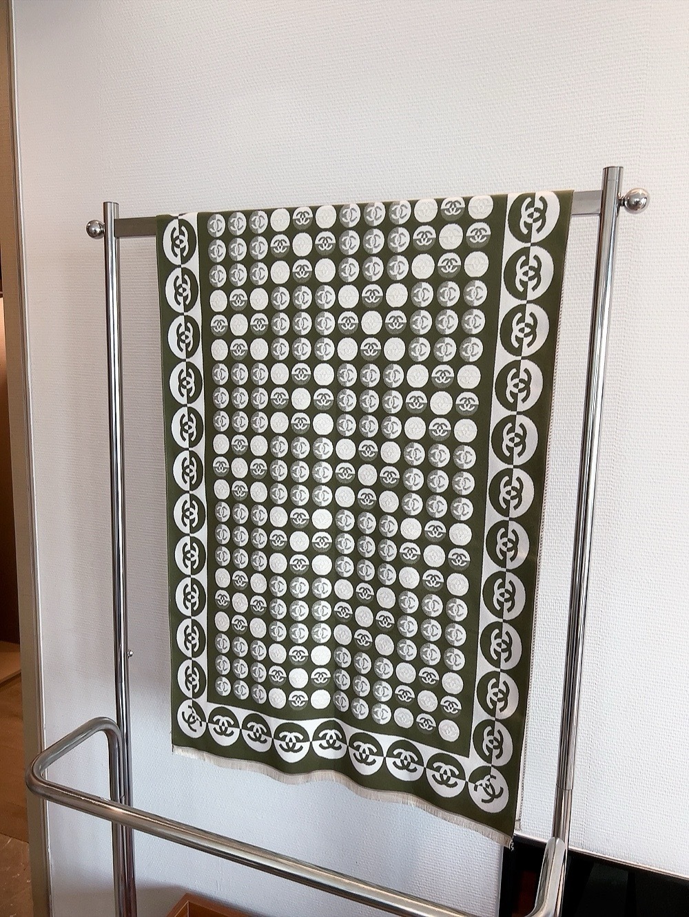 $25 CHANEL ZT8425 gallery