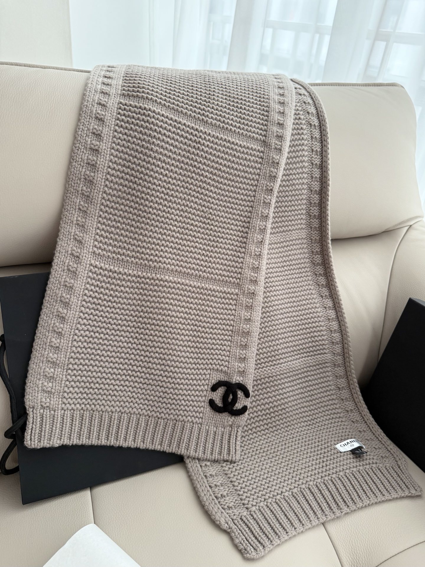 $25 CHANEL ZT8460 gallery