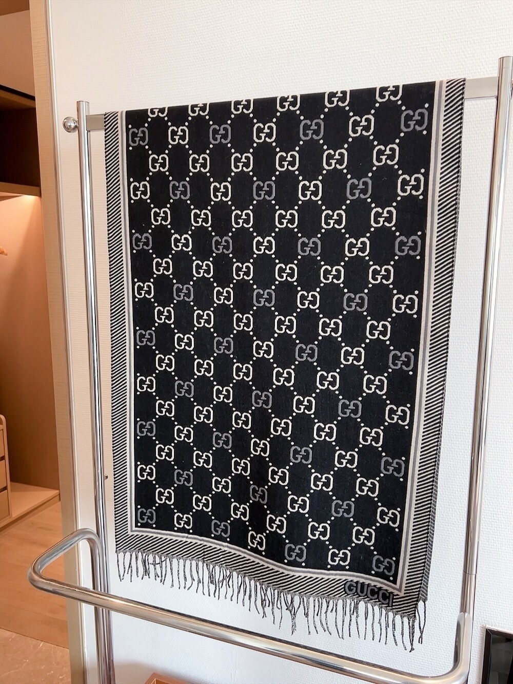 $25 GUCCI ZT8437 gallery