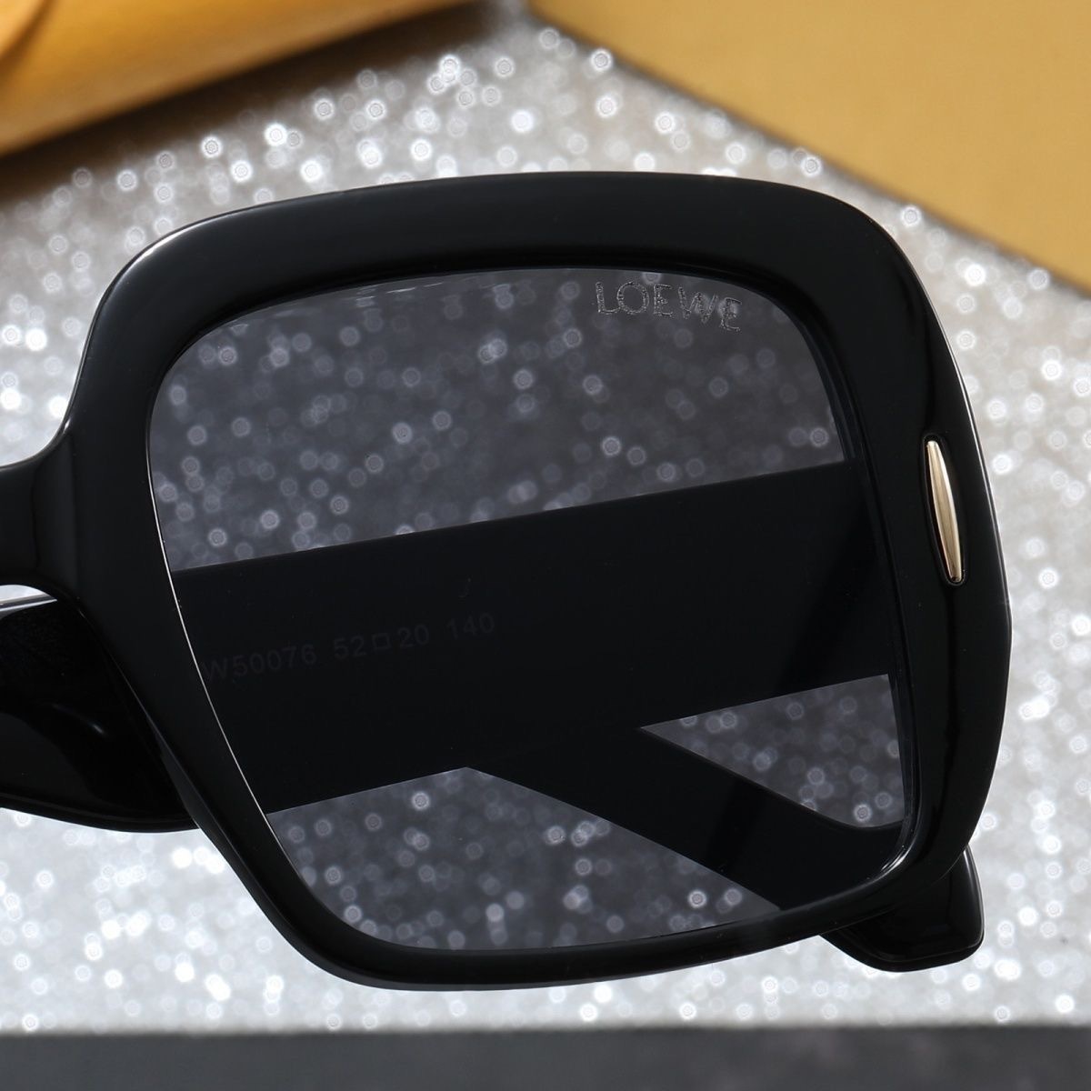 $26.19 LOEWE ZT9317 gallery