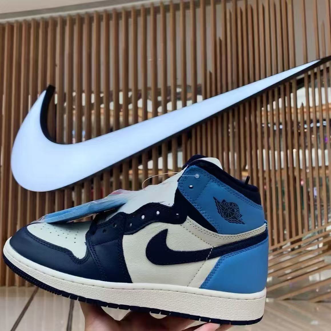 $30 NIKE ZT10253 gallery