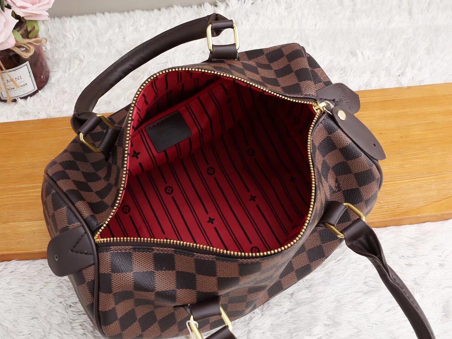 $34 LV ZT9746 gallery