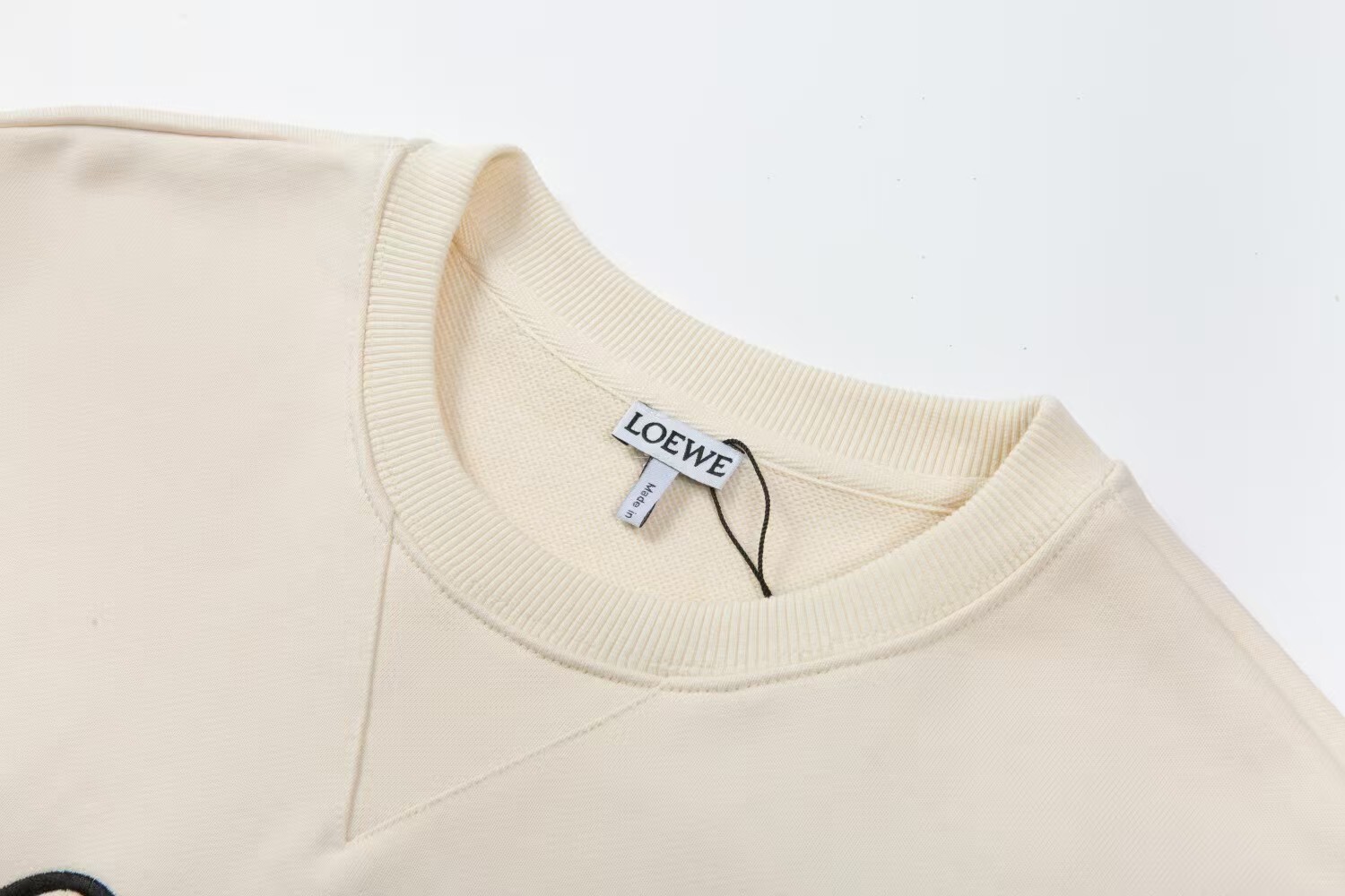 $52 loewe ZT10676 gallery