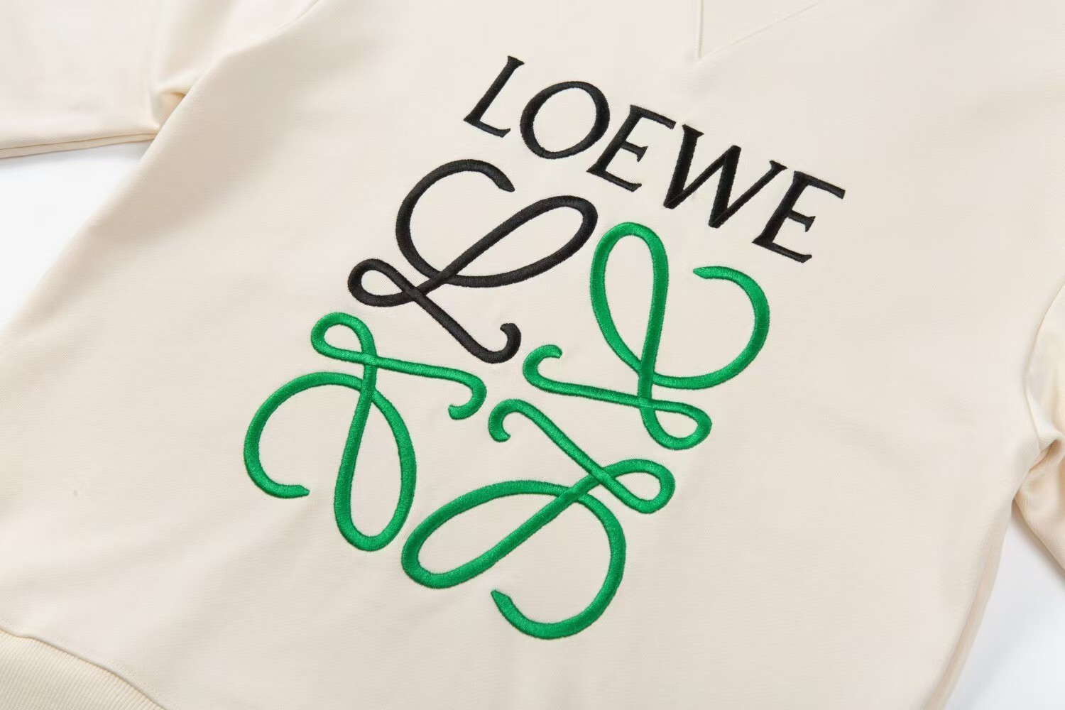 $52 loewe ZT10676 gallery