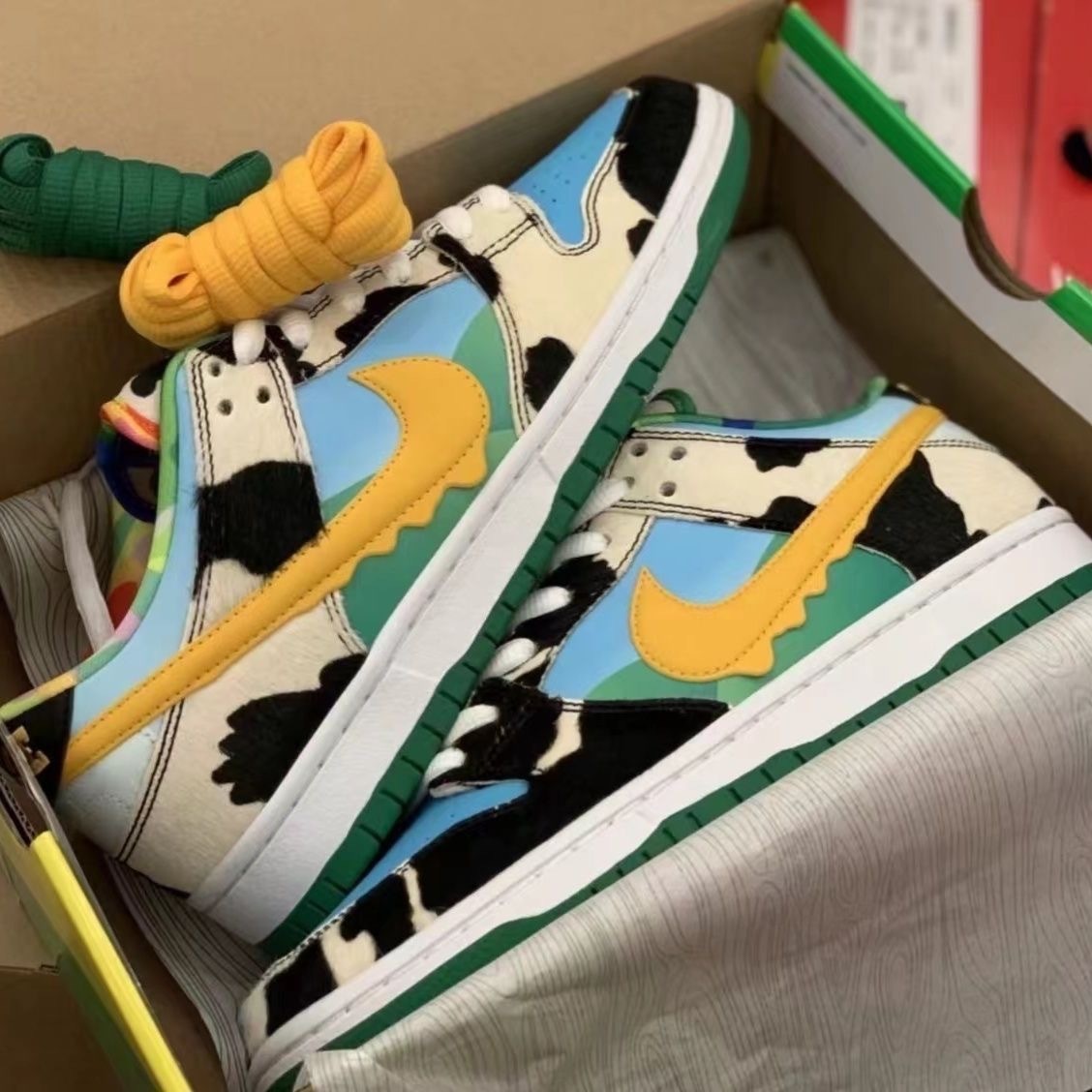 $56 NIKE ZT10681 gallery