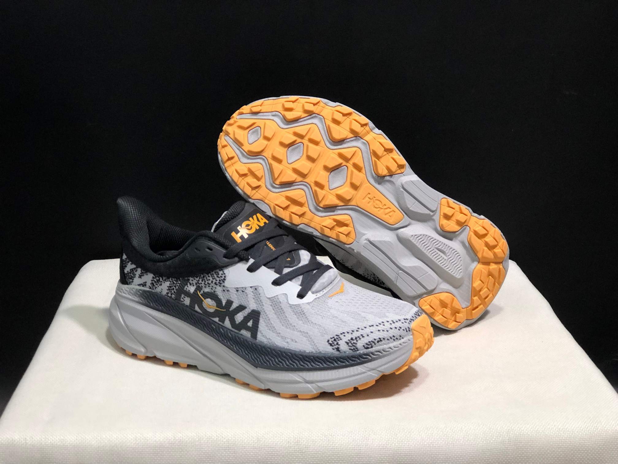 $57.14  Hoka HE8018 gallery