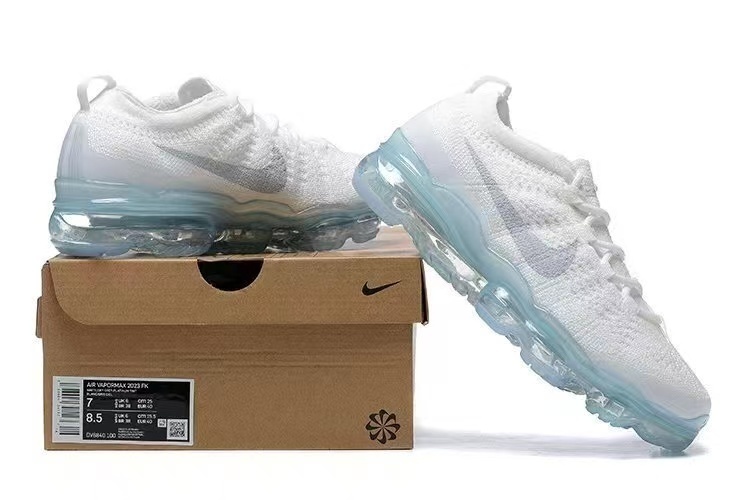 $57.14 NIKE ZT9829 gallery