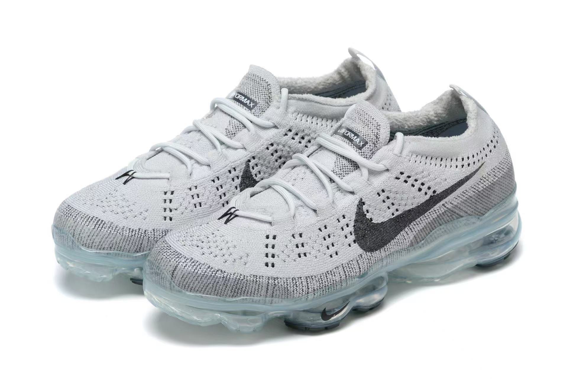 $57.14 NIKE ZT9829 gallery