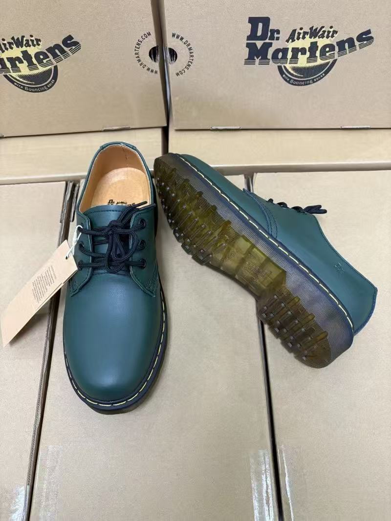 $59.52 Dr. Martens ZT9764 gallery
