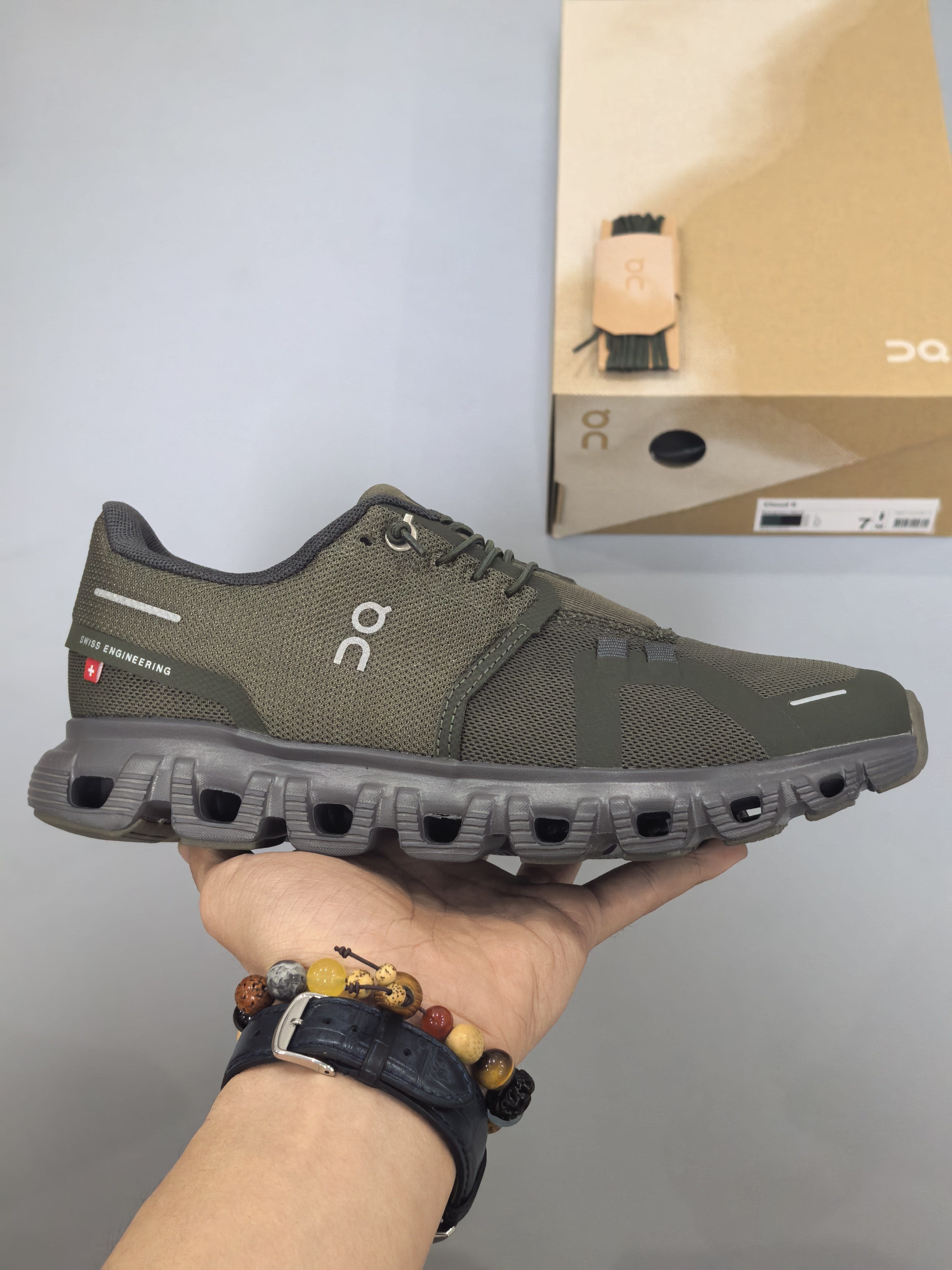 $60 QC ZT10679 gallery