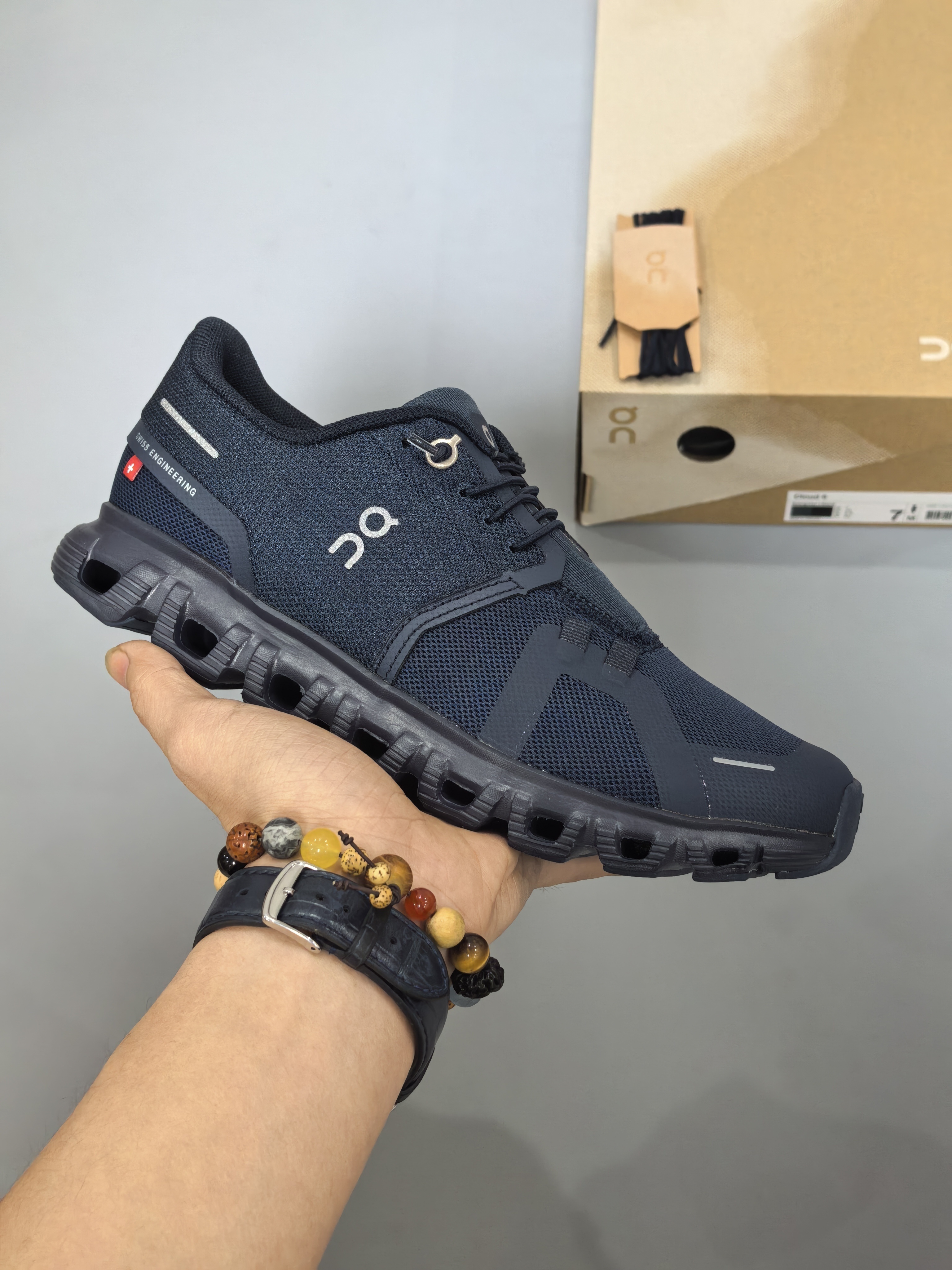 $60 QC ZT10679 gallery