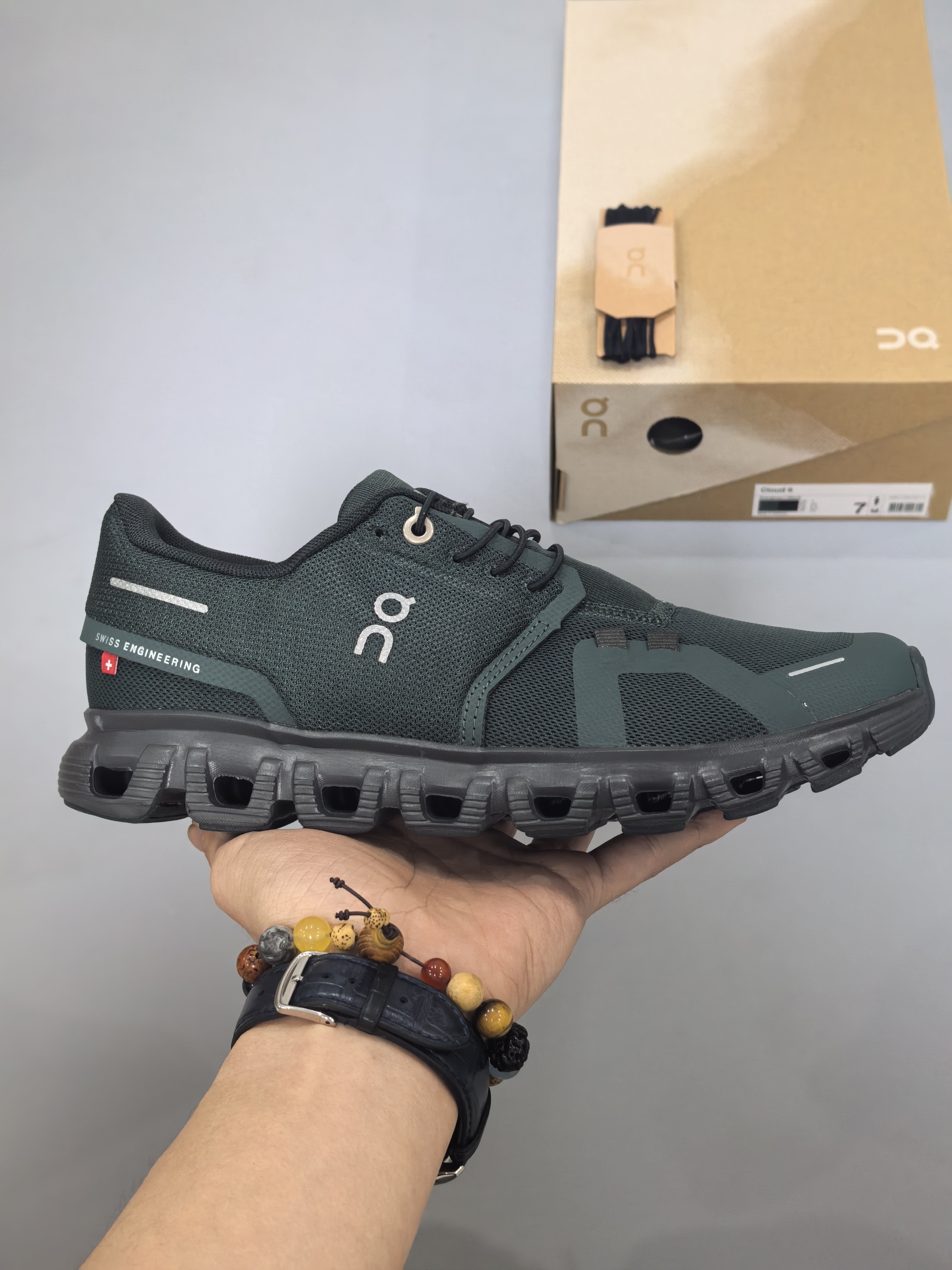 $60 QC ZT10679 gallery