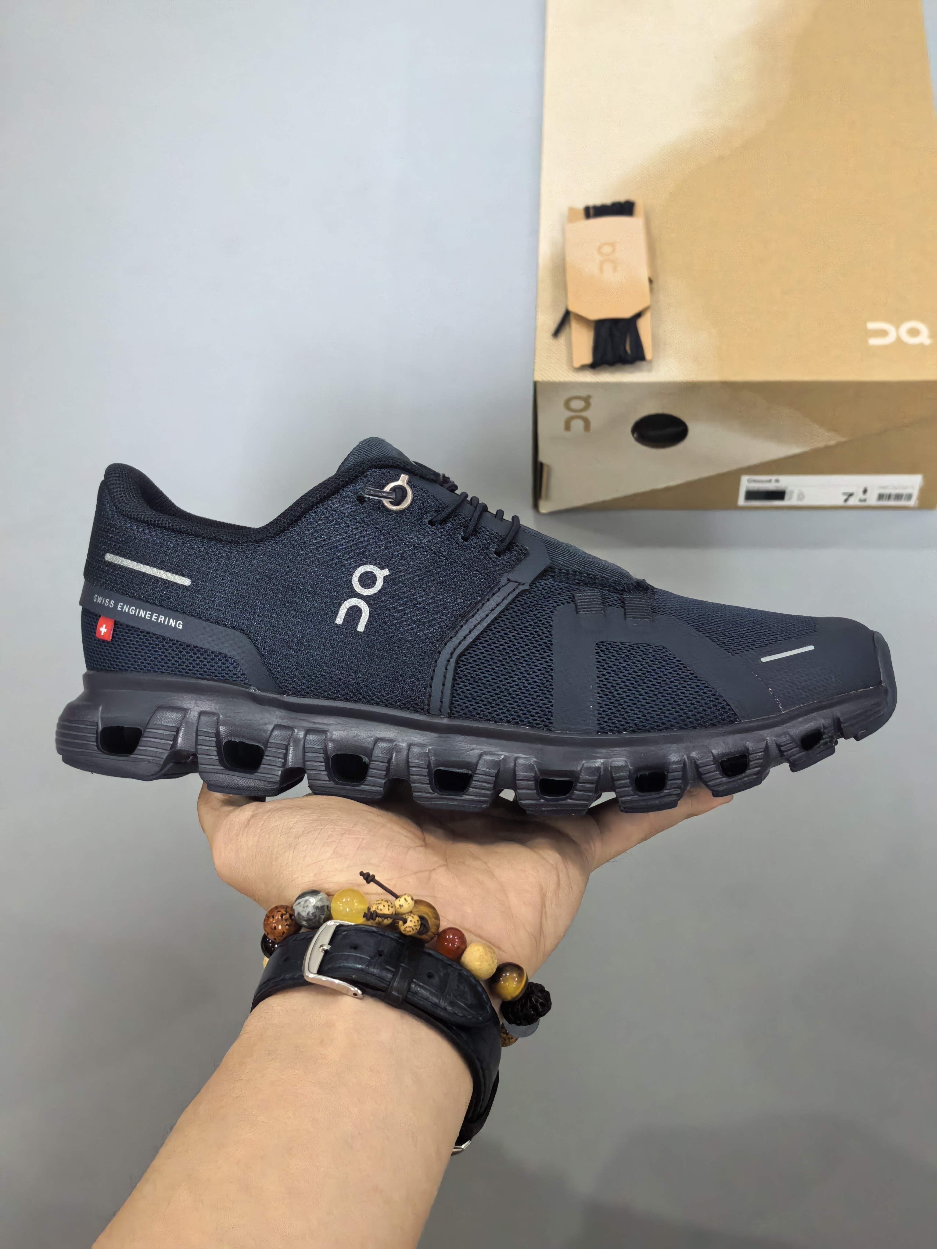 $60 QC ZT10679 gallery