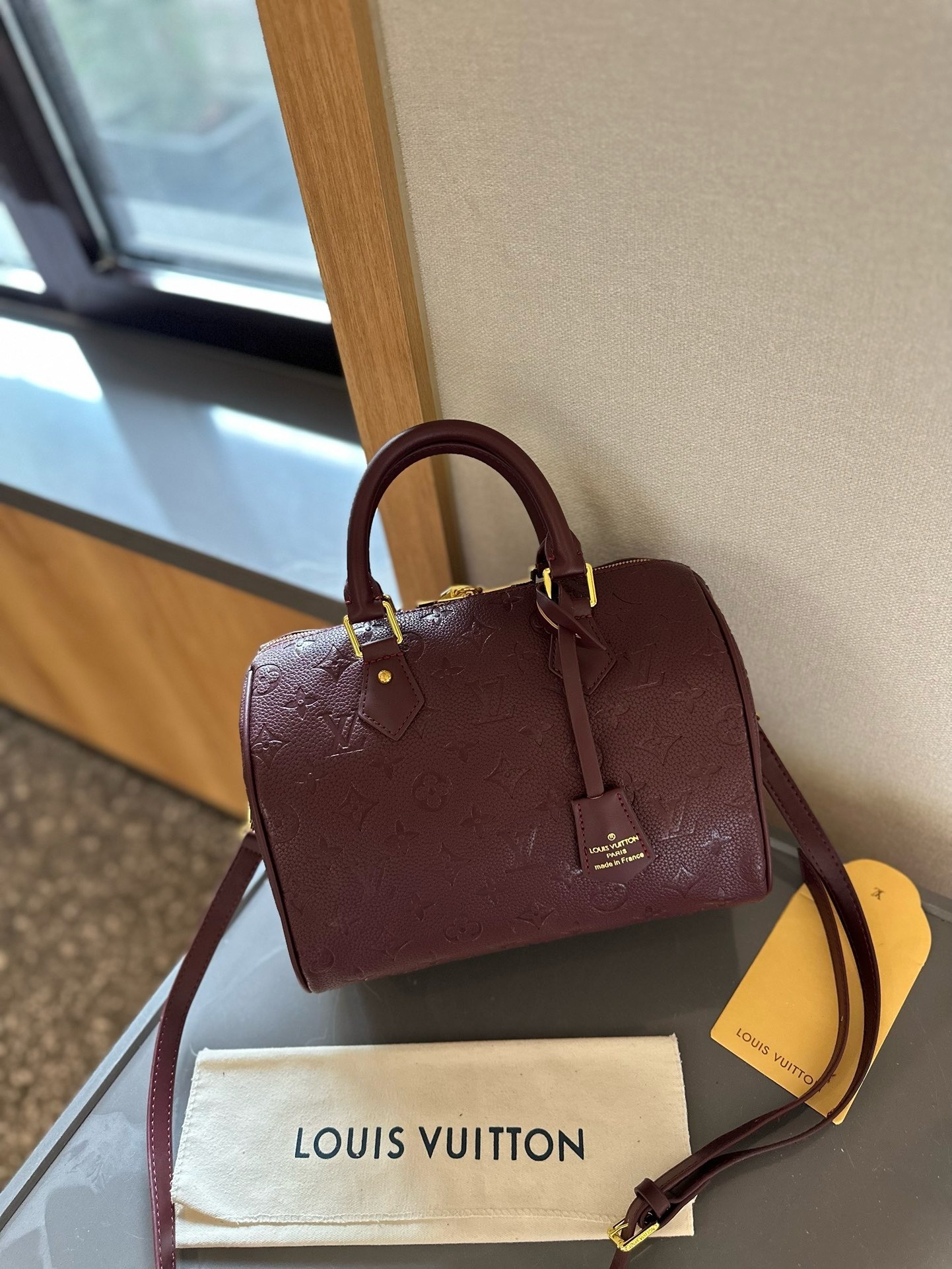 $64 LV ZT10226 gallery