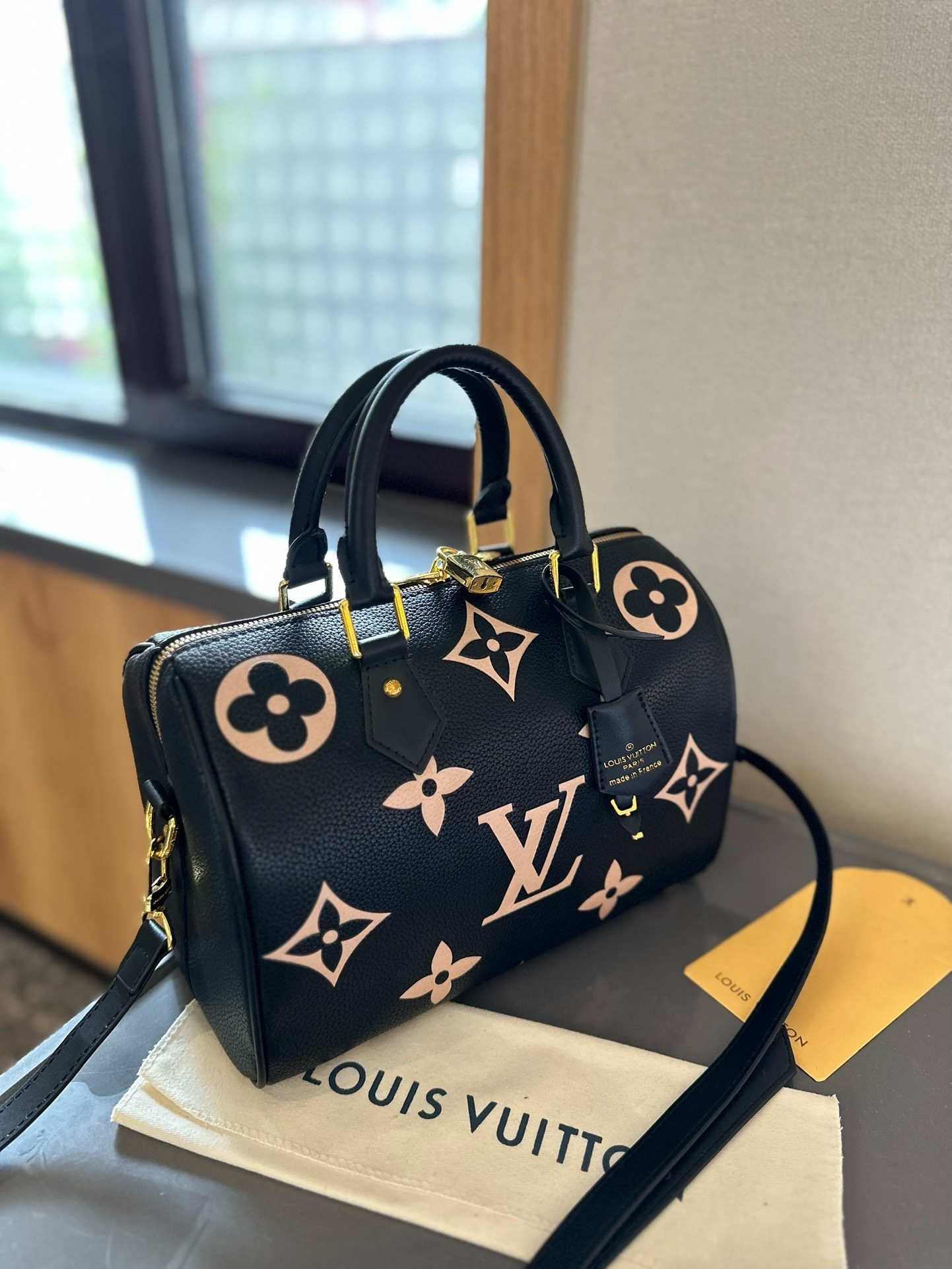 $64 LV ZT10226 gallery