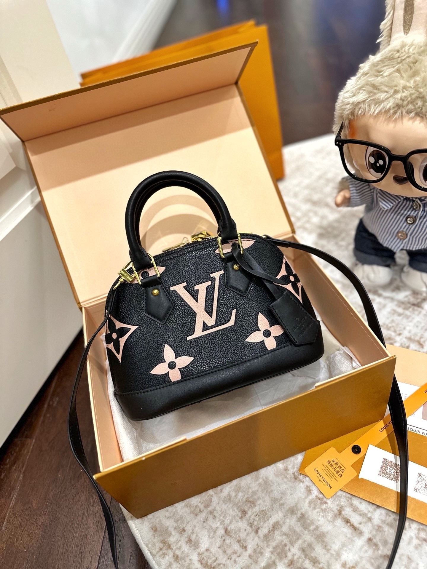 $64 LV ZT10227 gallery