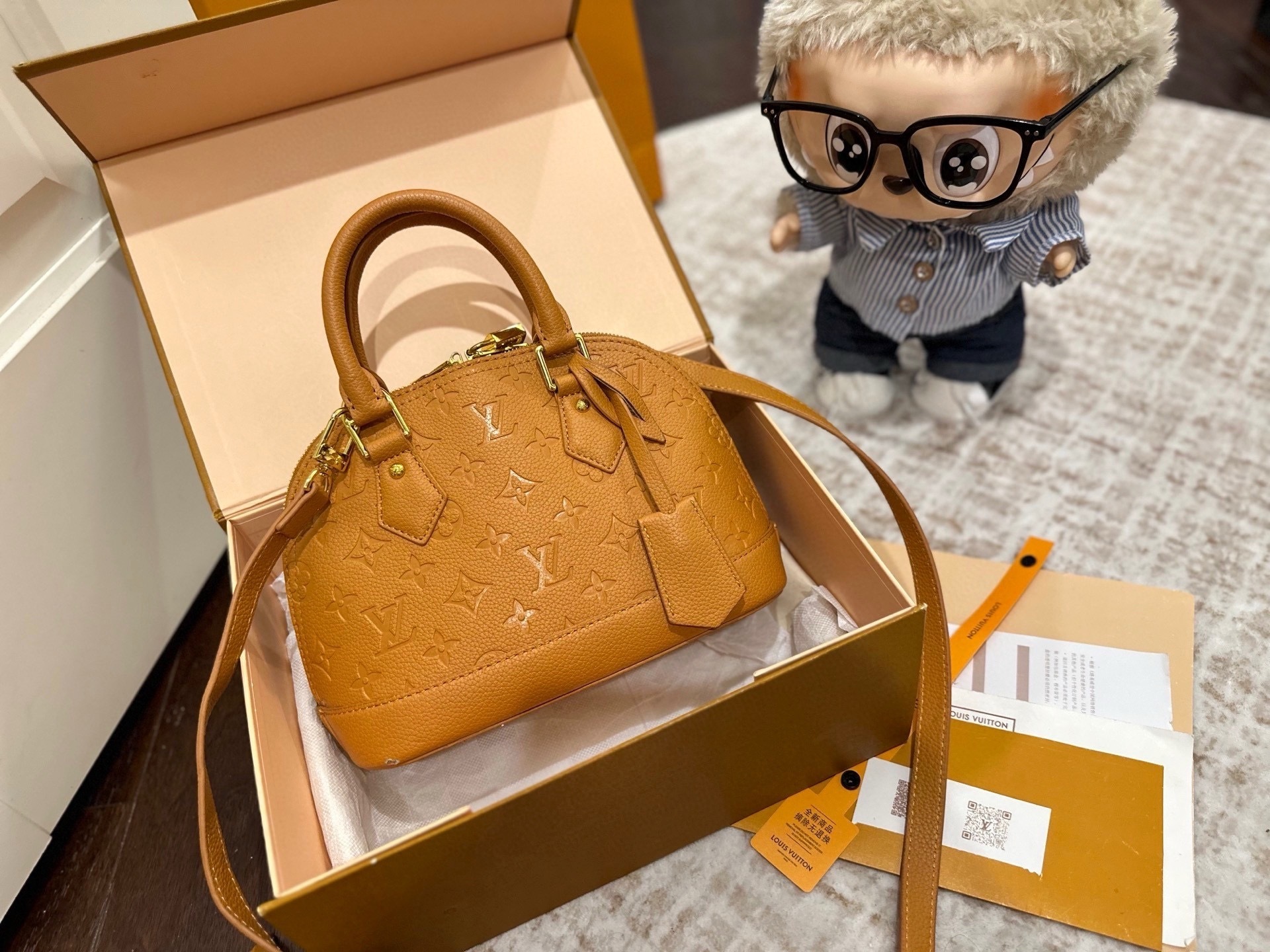 $64 LV ZT10227 gallery