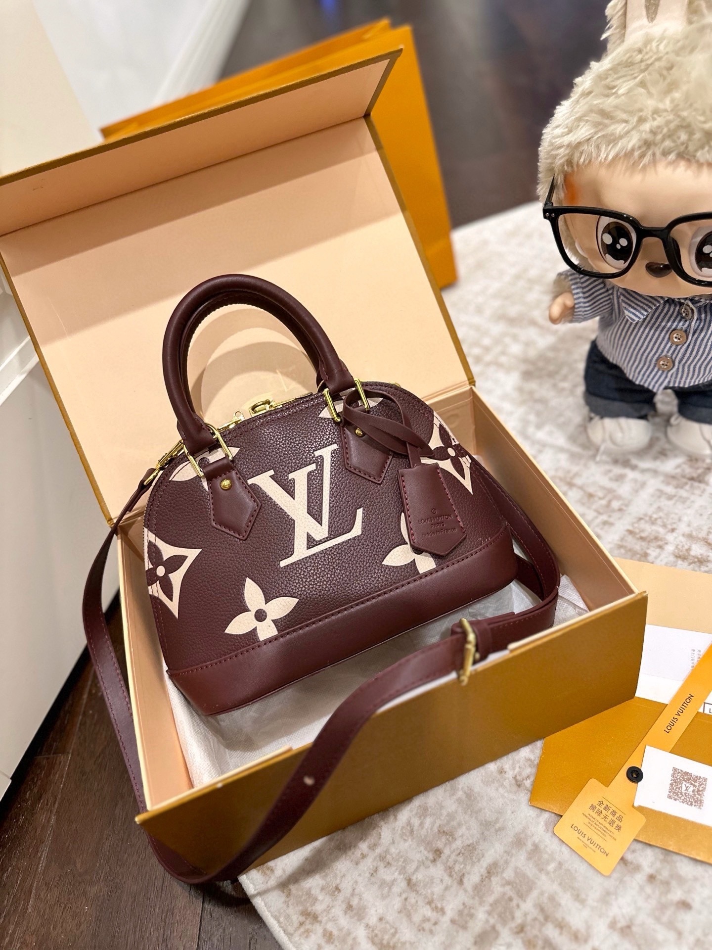 $64 LV ZT10227 gallery