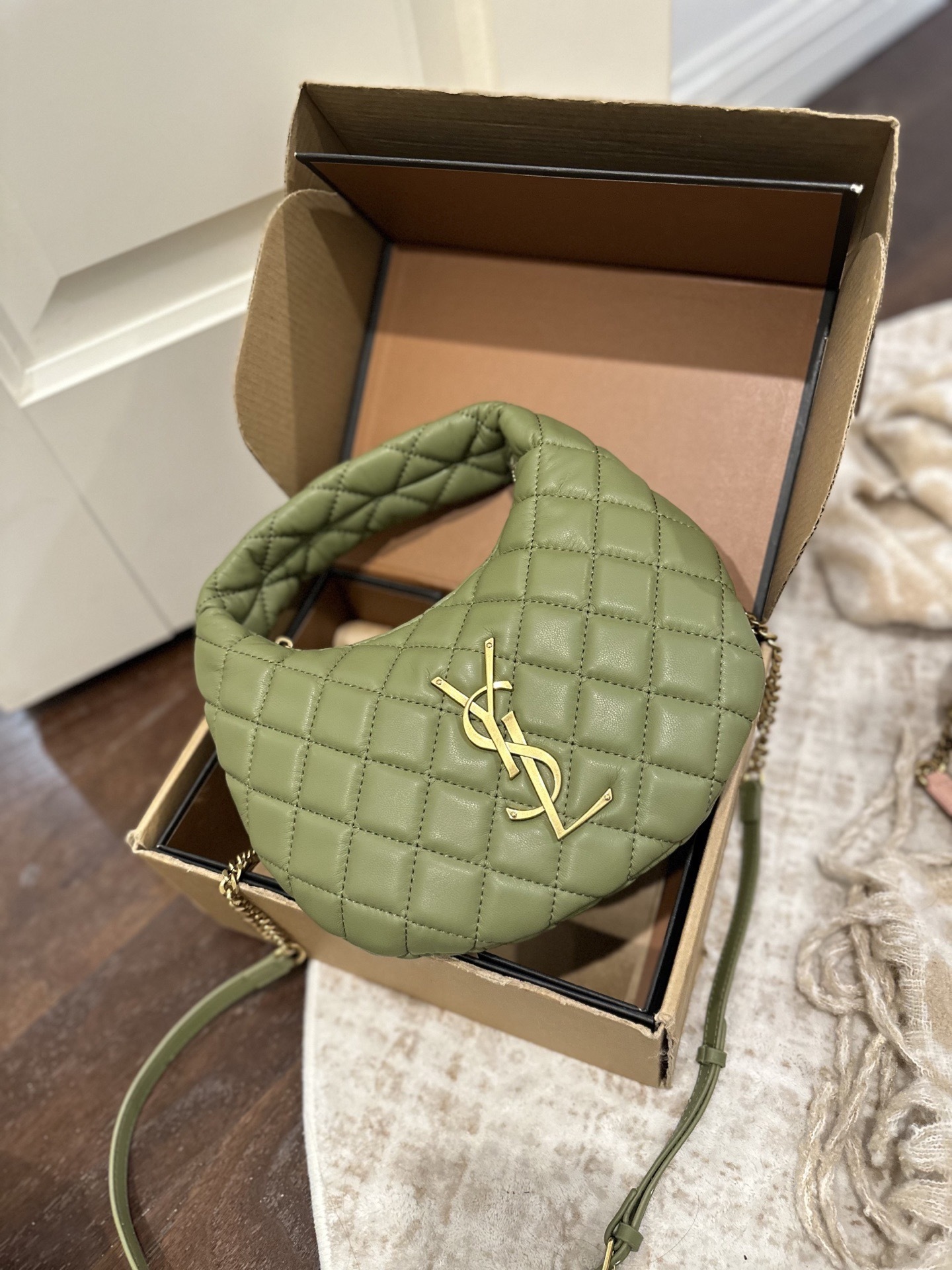 $64 YSL ZT10453 gallery