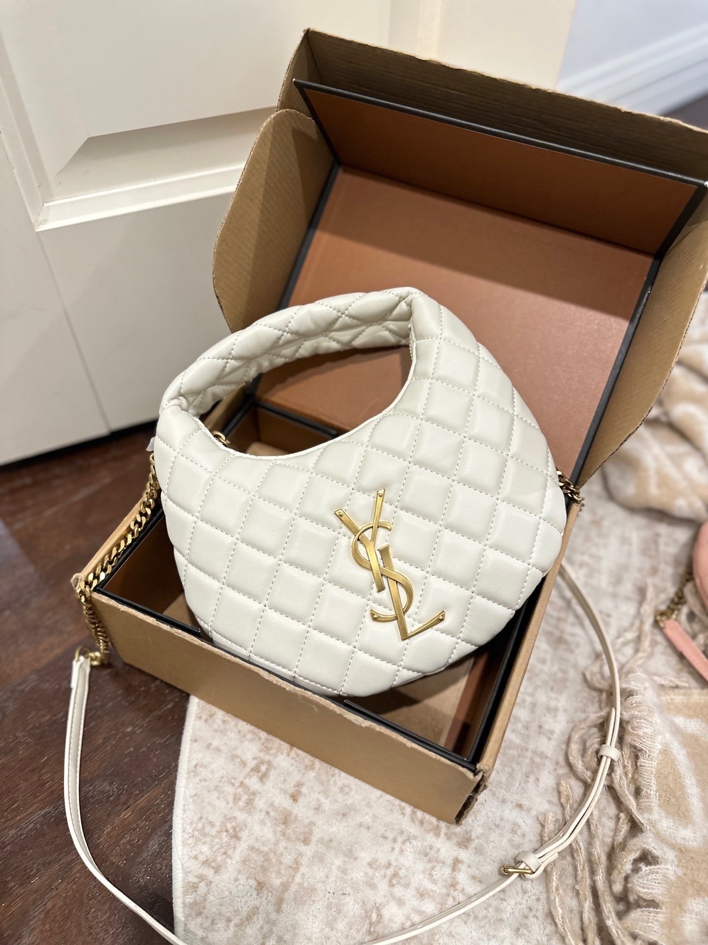 $64 YSL ZT10453 gallery