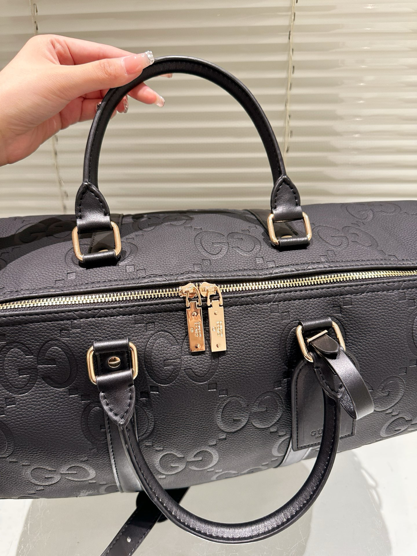 $72 LV ZT10397 gallery