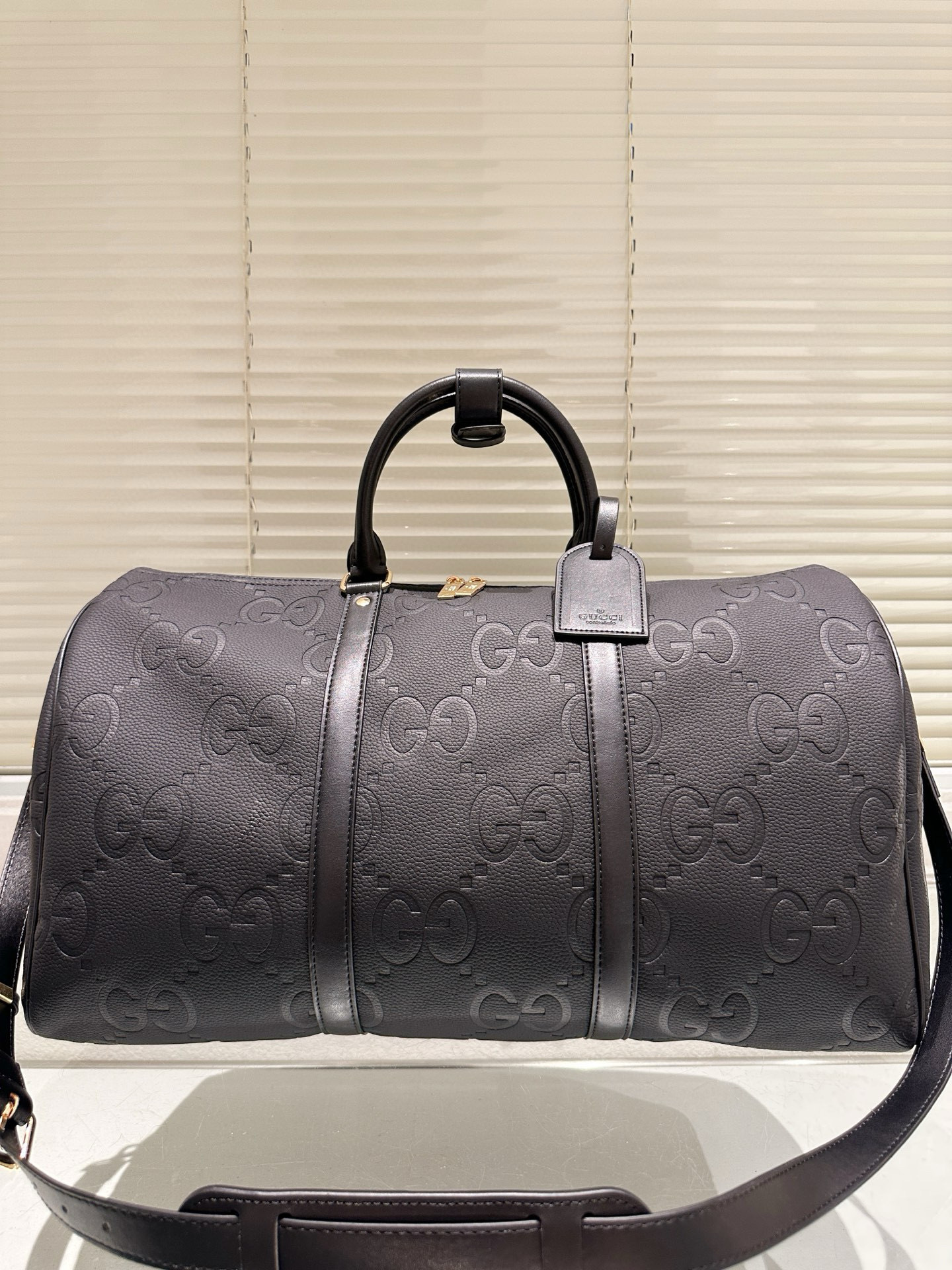 $72 LV ZT10397 gallery