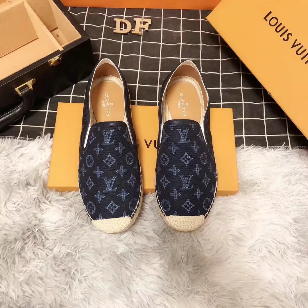 ..LV $101 gallery