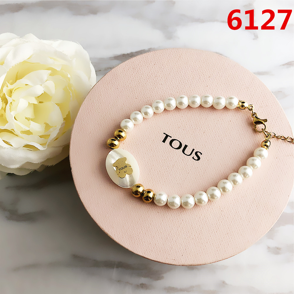 ..Tous $10 gallery
