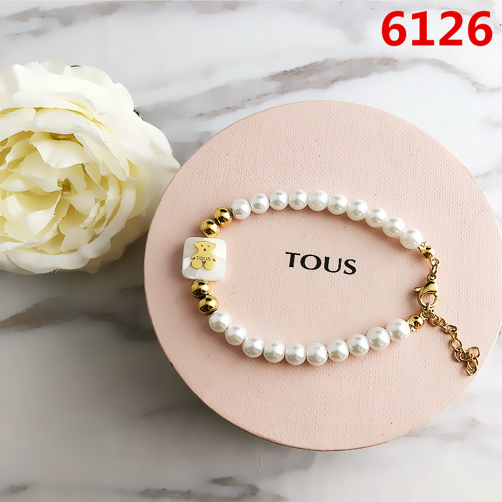 ..Tous $10 gallery