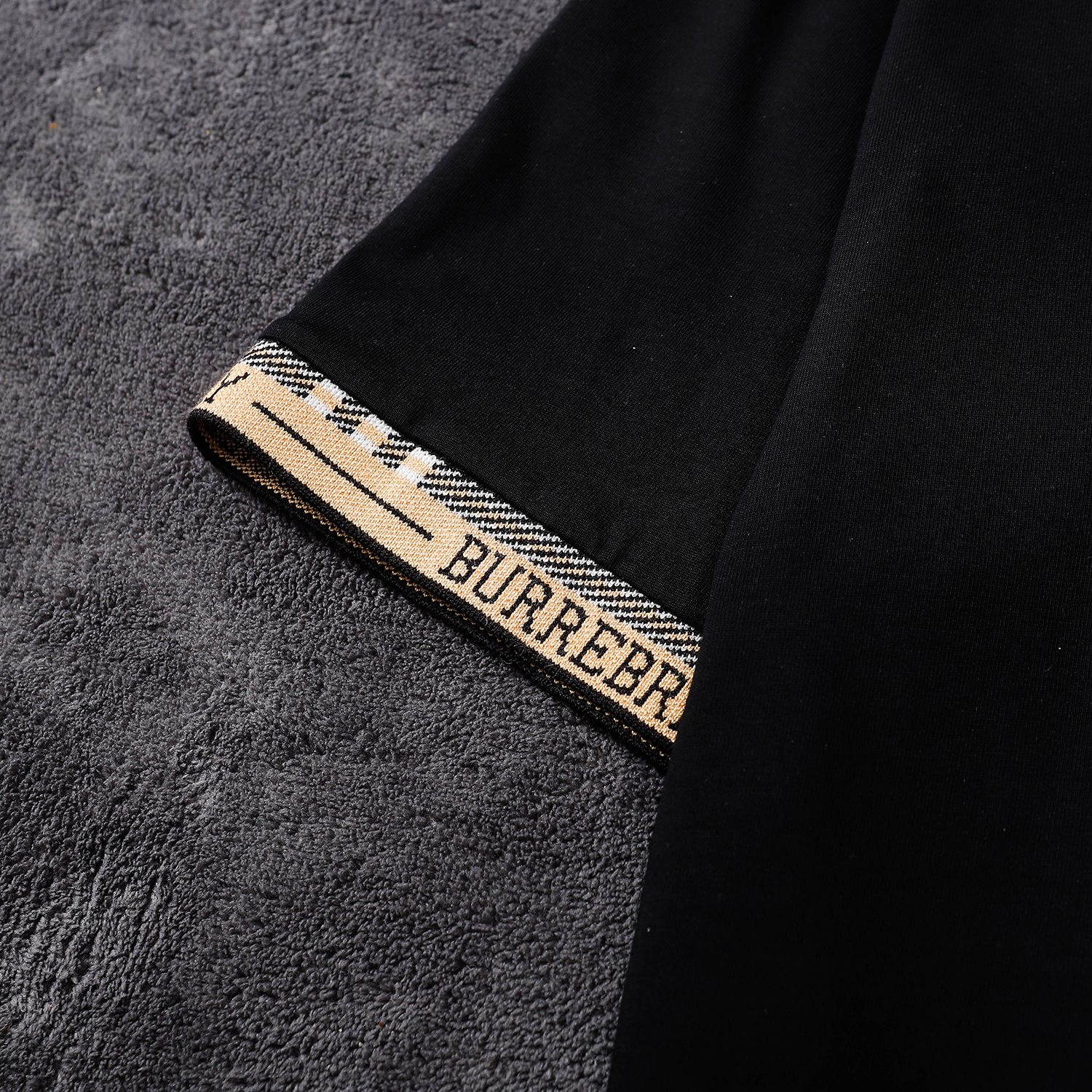BURBERRY $25 gallery