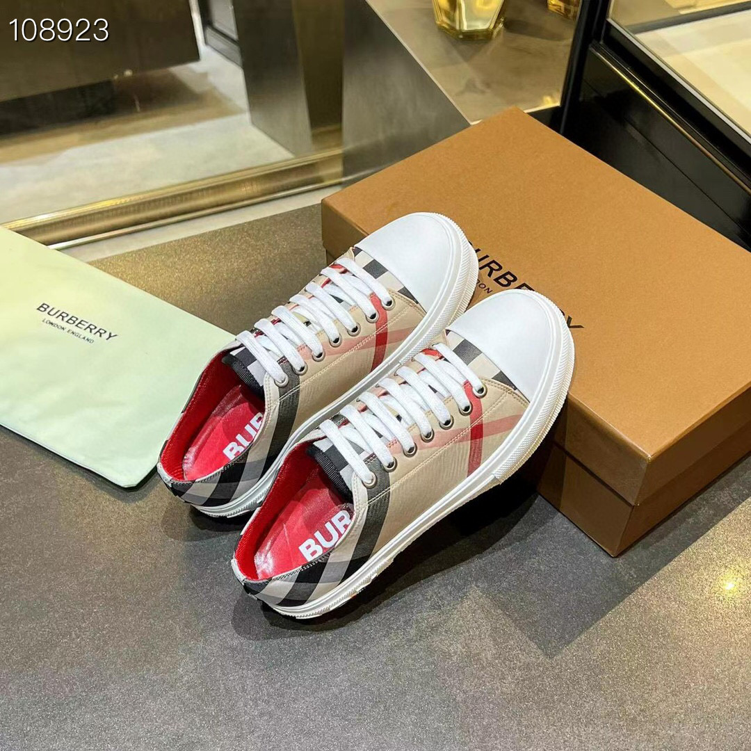 Burberry gallery
