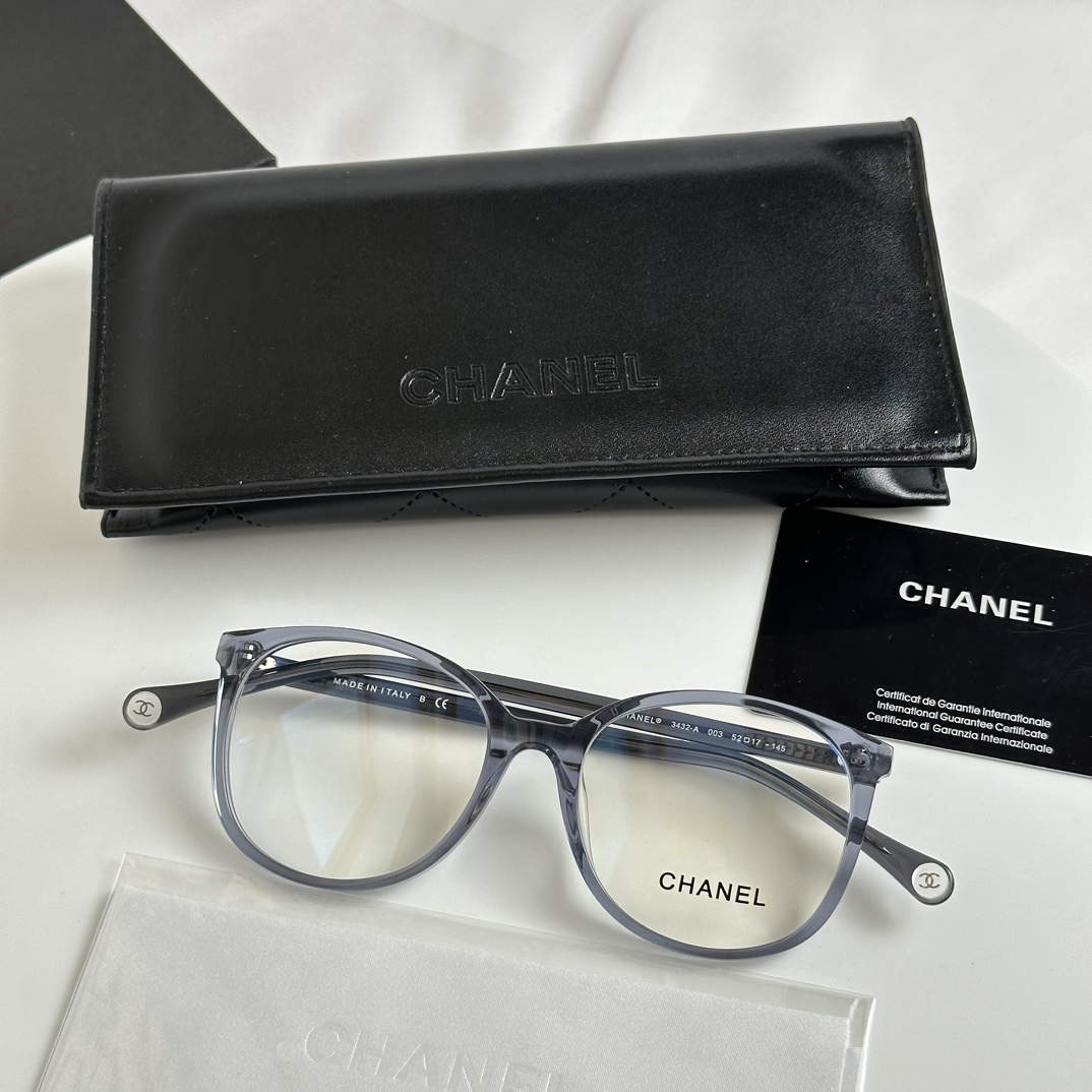 CC gallery
