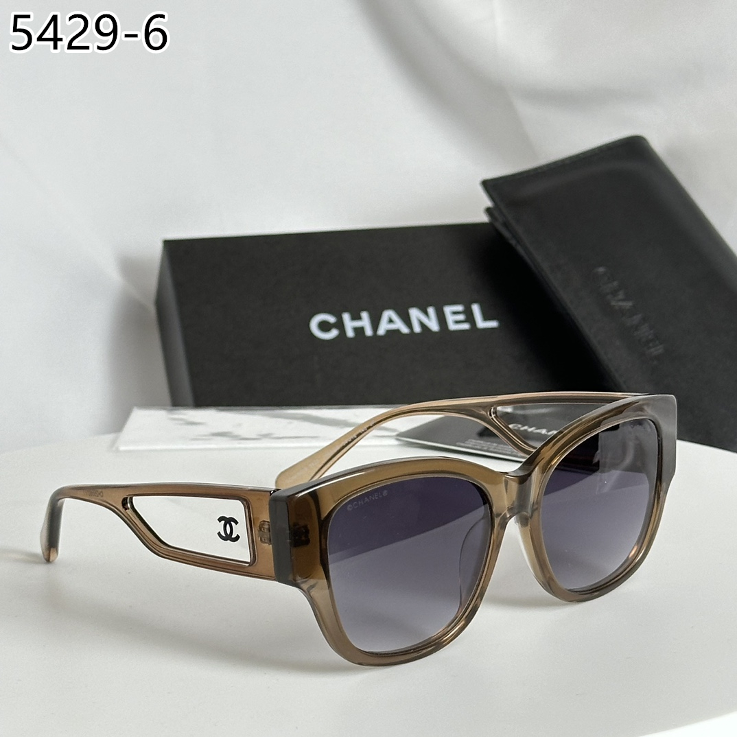 CC gallery