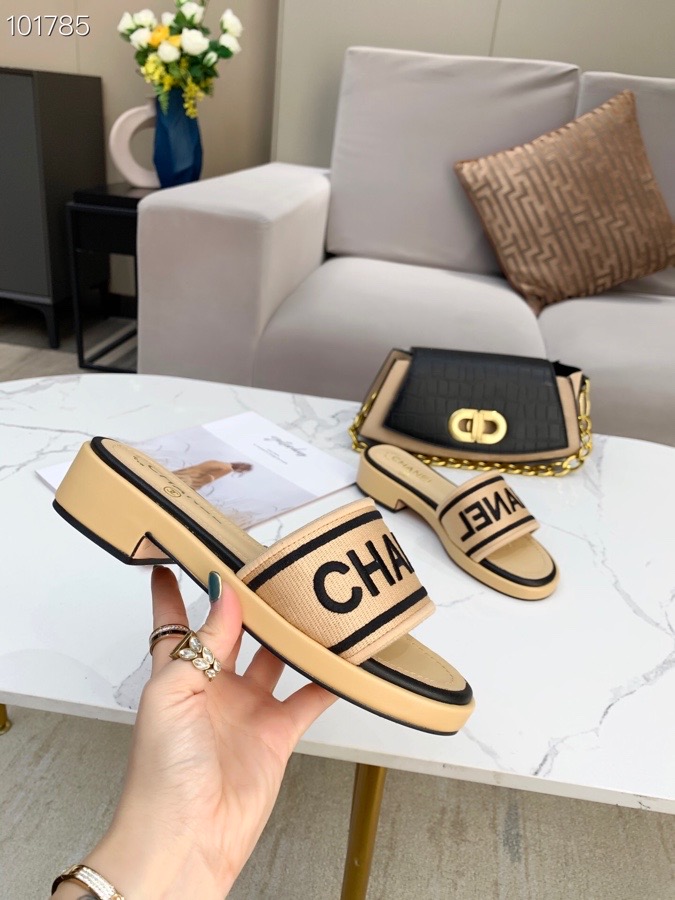 CC gallery